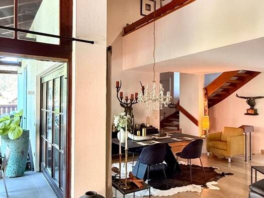 Einfamilienhaus zum Kauf 899.000 € 9 Zimmer 257 m² 1.092 m² Grundstück Bergen Bergen 83346