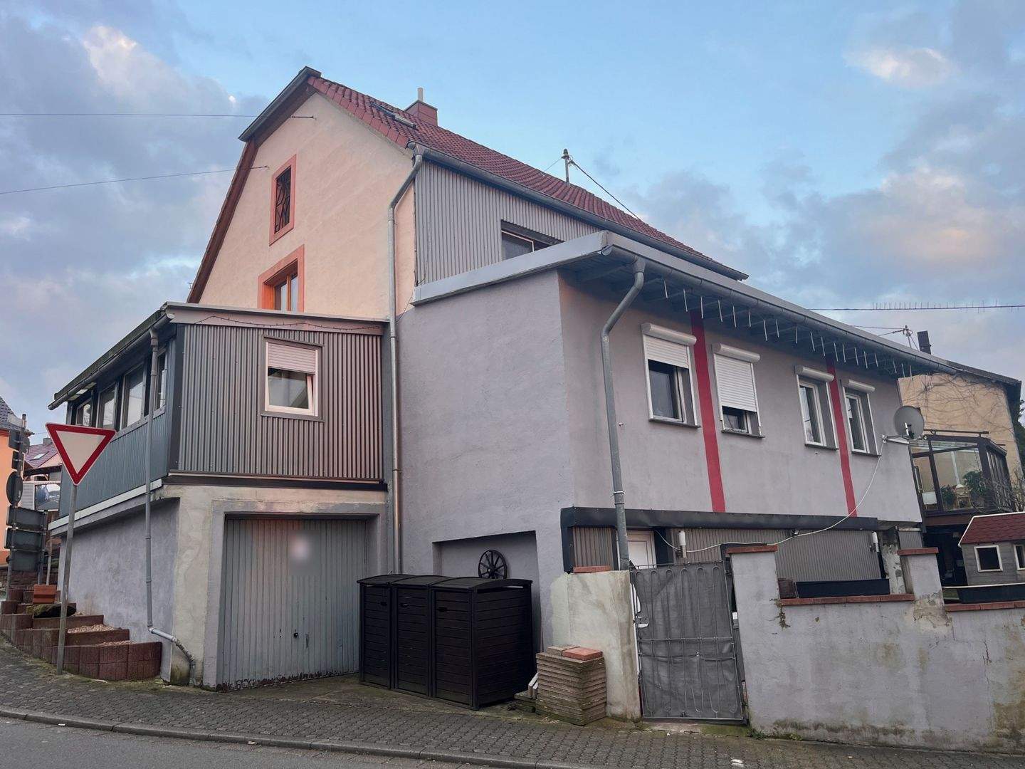 Mehrfamilienhaus zum Kauf - Ansicht 2