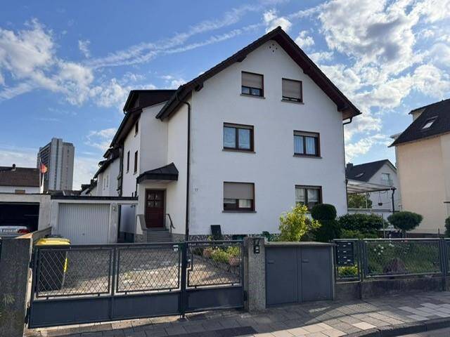 Kapitalanlage! Freistehendes Mehrfamilienhaus in Offenbach am Main