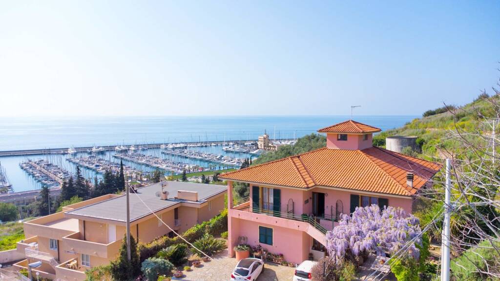 Villa zum Kauf 790.000 € 5 Zimmer Santo Stefano Al Mare 18010