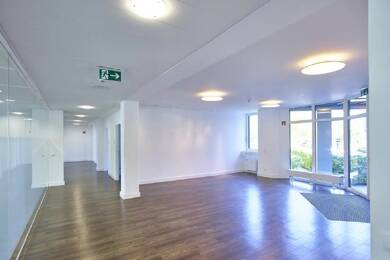 Bürofläche zur Miete provisionsfrei 11 € 1.789 m² Bürofläche teilbar ab 396 m² Ismaning Ismaning 85737