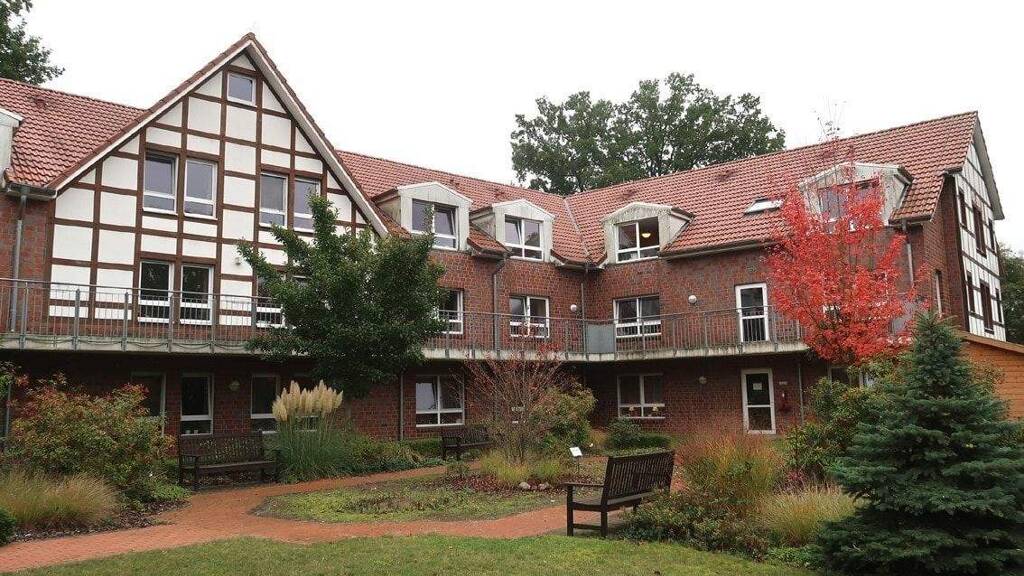 Studio zum Kauf 137.000 € 1 Zimmer 52,1 m² Hambergen 27729