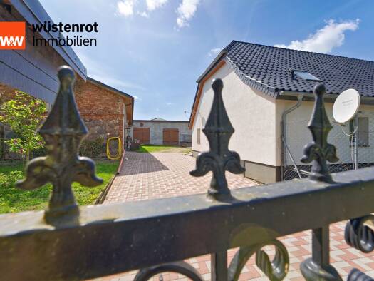 Einfamilienhaus zum Kauf 550.000 € 8 Zimmer 211 m² 3.219 m² Grundstück Wölsickendorf Höhenland 16259