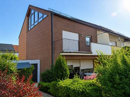 Doppelhaushälfte zum Kauf 338.000 € 5 Zimmer 161 m² 300 m² Grundstück frei ab sofort Weiden Weiden in der Oberpfalz 92637