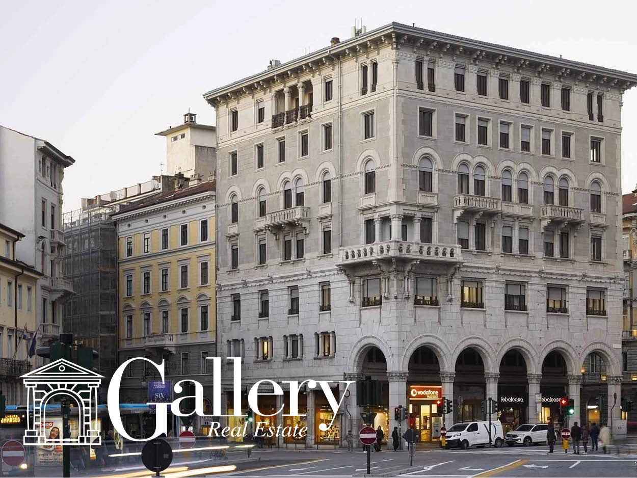 Apartment zum Kauf 245.000 € 1 Zimmer 61 m²<br/>Wohnfläche 4.<br/>Geschoss ab sofort<br/>Verfügbarkeit Piazza Goldoni Trieste 34131