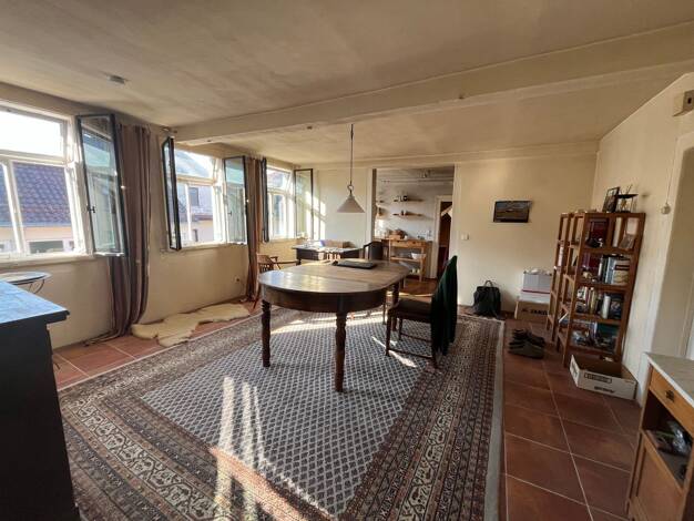 Wohnung zur Miete 350 € 3 Zimmer 91 m² frei ab sofort Neustadt Neustadt b.Coburg 96465