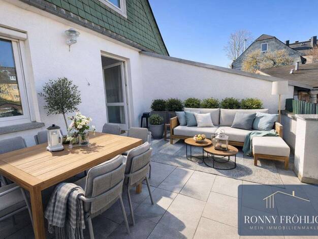 Doppelhaushälfte zum Kauf 69.000 € 5 Zimmer 155,6 m² 506 m² Grundstück Ehrenfriedersdorf 09427