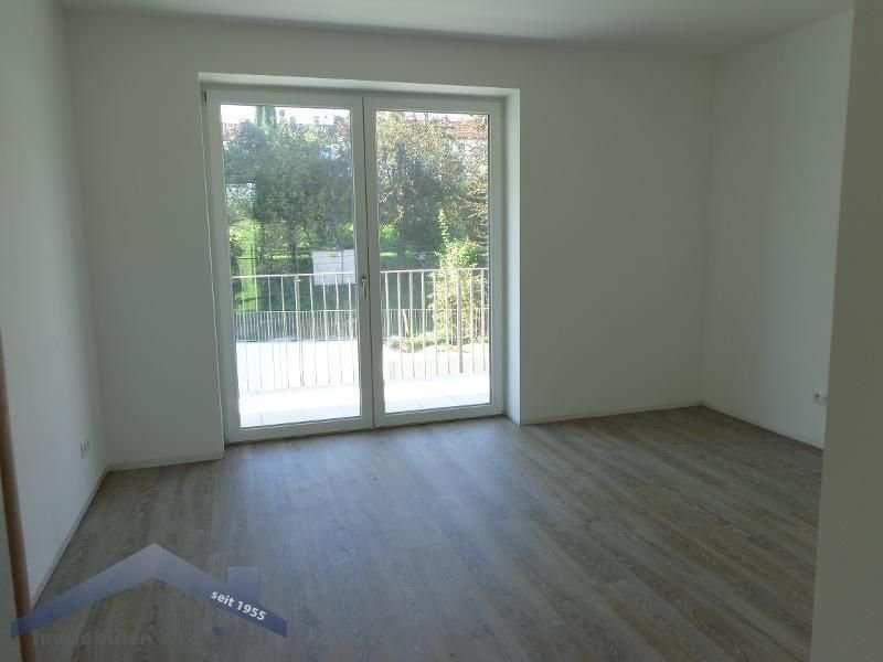 Wohnung zur Miete 520 € 1,5 Zimmer 52,5 m²<br/>Wohnfläche 3.<br/>Geschoss 01.10.2024<br/>Verfügbarkeit Neue Schulbergstr. 1f Grubweg Passau 94034