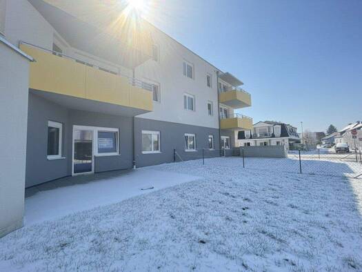 Wohnung zur Miete - Erstbezug 1.232 € 4 Zimmer 89,5 m² 2. Geschoss Stadionstraße Wiener Neustadt 2700