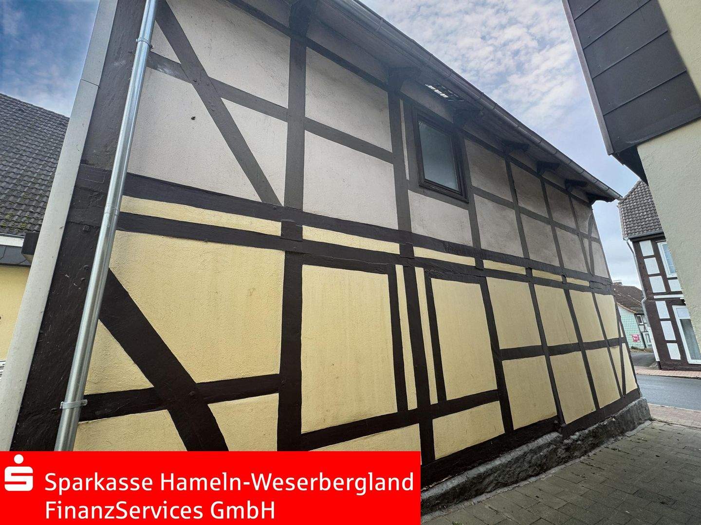 Immobilie in Aerzen - Stadthaus in zentraler Lage mit charmantem kleinen Garten - Bild 2