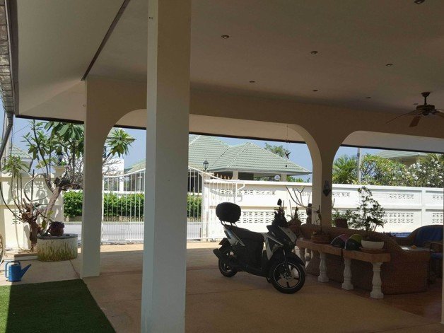 Einfamilienhaus zum Kauf 110.000 € 3 Zimmer 98 m²<br/>Wohnfläche 400 m²<br/>Grundstück Hua Hin 70120