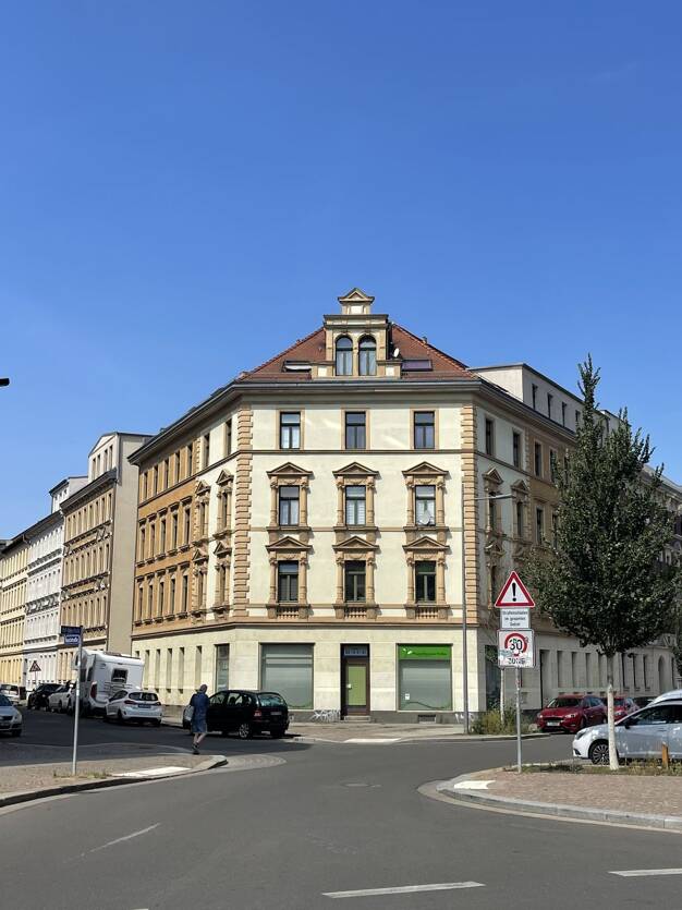 Wohnung zum Kauf 75.000 € 1 Zimmer 28 m² Dachgeschoss frei ab sofort Rolf-Axen-Straße 5 Kleinzschocher Leipzig 04229