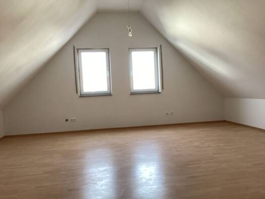 Doppelhaushälfte zur Miete 1.290 € 6 Zimmer 160 m² frei ab 31.12.2025 Wolfskehlen Riedstadt 64560