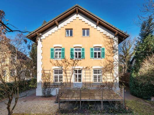 Villa zur Miete 9.900 € 9 Zimmer 391 m² 670 m² Grundstück frei ab 01.03.2026 Neuhausen-Nymphenburg München 80639