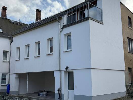 Haus zur Miete 470 € 2,5 Zimmer 78 m² frei ab sofort Glauchau 08371