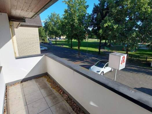 Wohnung zum Kauf 250.000 € 6 Zimmer 150 m² 1. Geschoss frei ab sofort Altenbeken 33184