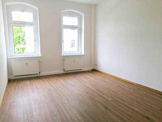 Wohnung zur Miete 987 € 5 Zimmer 141 m² 2. Geschoss frei ab sofort Lutherviertel Chemnitz 09126