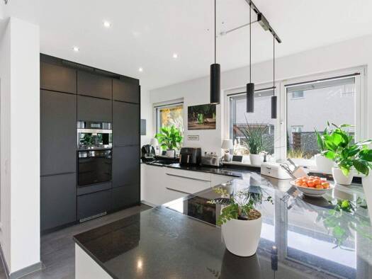 Einfamilienhaus zum Kauf 950.000 € 6 Zimmer 210 m² 550 m² Grundstück Ludwigsfelde 14974