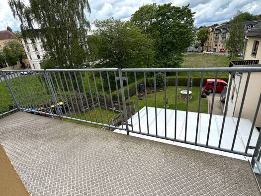 Wohnung zur Miete 306 € 1,5 Zimmer 35 m² Geschoss 2/2 frei ab sofort Altenburger Straße 68 Ostviertel Gera 07546