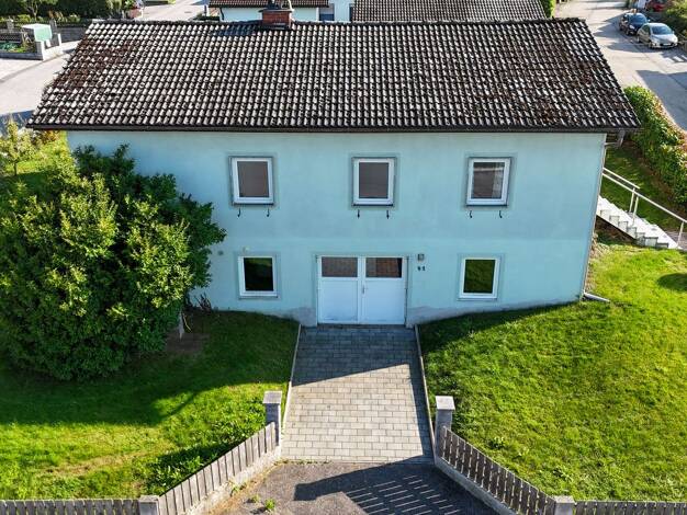Haus zum Kauf 339.000 € 4 Zimmer 80 m² 893 m² Grundstück frei ab sofort Burghausen 84489
