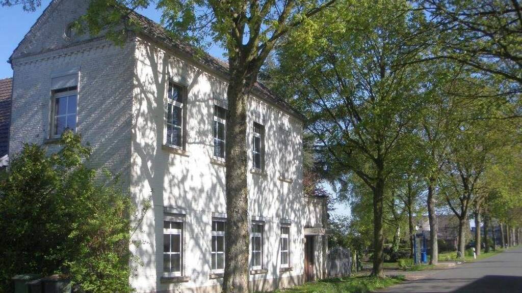 Mehrfamilienhaus zum Kauf 268.000 € 8 Zimmer 218 m² 465 m² Grundstück Pfalzdorf Goch 47574