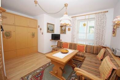 Wohnung zur Miete Wohnen auf Zeit 800 € 1 Zimmer 35 m² frei ab 01.10.2025 Mozartstraße 3a Bad Reichenhall Bad Reichenhall 83435