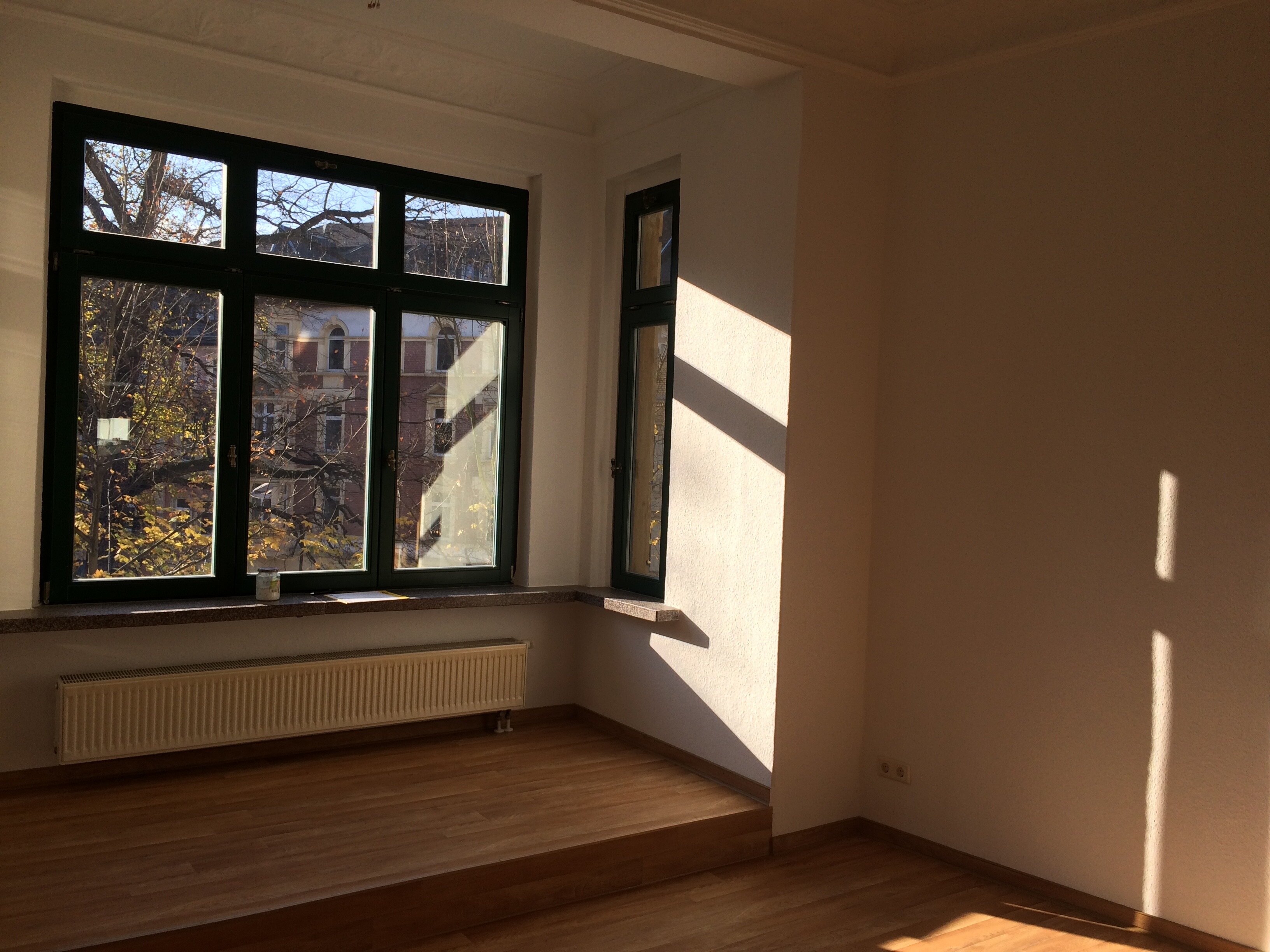 Wohnung zur Miete 621 € 5 Zimmer 135 m²<br/>Wohnfläche 2.<br/>Geschoss Wettinerplatz 2 Aue 08280