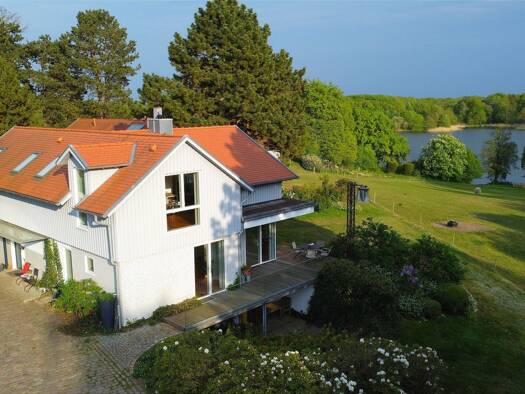 Einfamilienhaus zum Kauf 5 Zimmer 200 m² 3.500 m² Grundstück Bad Segeberg 23795