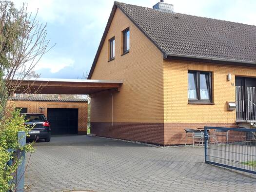 Haus zum Kauf 370.000 € 6 Zimmer 135 m² 736 m² Grundstück frei ab sofort Hohes Feld 20 Neustadt Neustadt am Rübenberge 31535