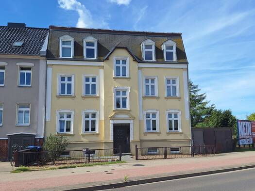 Mehrfamilienhaus zum Kauf 300.000 € 11 Zimmer 260,4 m² 2.693 m² Grundstück Industriegebiet Greifswald 17489