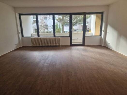Wohnung zum Kauf 185.000 € 3 Zimmer 85 m² EG Deutschhof Schweinfurt 97422