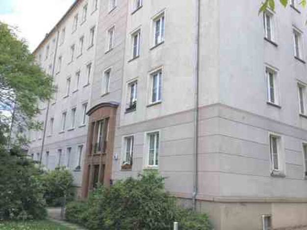 Wohnung zur Miete 502 € 2 Zimmer 64,7 m² 2. Geschoss frei ab 01.10.2026 Laubestraße 20 Striesen-Süd Ortsamtsbereich Blasewitz 01309