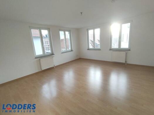 Wohnung zur Miete 605 € 3 Zimmer 83 m² 2. Geschoss Stendal 39576