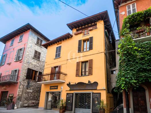 Mehrfamilienhaus zum Kauf als Kapitalanlage geeignet 1.800.000 € 15 Zimmer 500 m² Iseo 25049