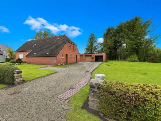 Einfamilienhaus zum Kauf 160.000 € 7 Zimmer 155 m² 1.300 m² Grundstück Jheringsfehn Moormerland 26802