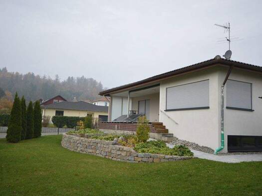 Bungalow zum Kauf 589.000 € 6 Zimmer 180 m² 1.000 m² Grundstück frei ab sofort Otterswang Bad Schussenried 88427