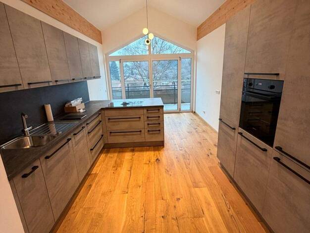 Wohnung zur Miete 2.180 € 3,5 Zimmer 130 m² Geschoss 3/3 frei ab sofort Prien Prien am Chiemsee 83209