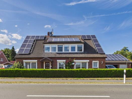 Mehrfamilienhaus zum Kauf 370.000 € 7 Zimmer 225 m² 1.500 m² Grundstück Kirchhatten I Hatten 26209