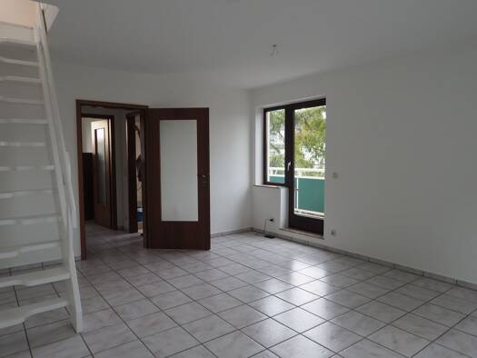 Wohnung zur Miete 390 € 2 Zimmer 35 m² Geschoss 2/3 frei ab sofort Bergerhausen Essen 45136