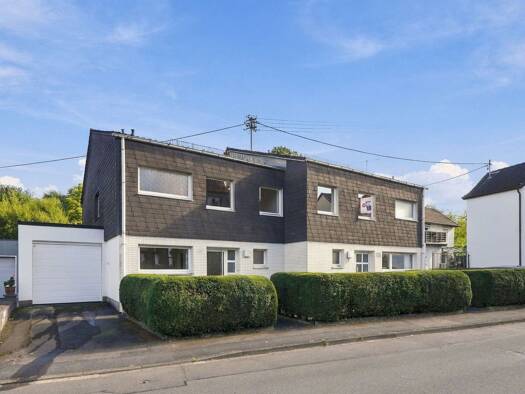 Haus zum Kauf 399.990 € 6 Zimmer 289 m² 725 m² Grundstück Eitorf Eitorf 53783