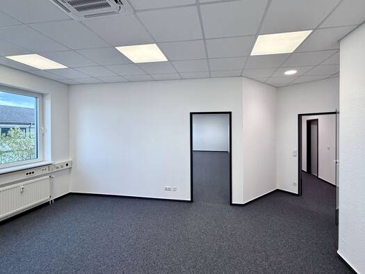 Bürofläche zur Miete provisionsfrei 1.815 € 5,5 Zimmer 201 m² Bürofläche Frankenring 23 Godshorn Langenhagen 30855