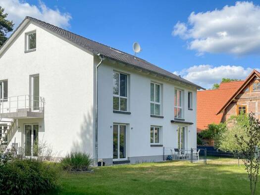 Einfamilienhaus zum Kauf 845.000 € 11 Zimmer 275 m² 1.076 m² Grundstück Birkenwerder 16547