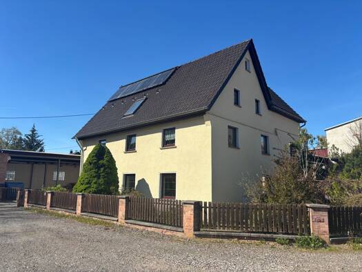 Einfamilienhaus zum Kauf 169.000 € 1 Zimmer 162 m² 3.747 m² Grundstück St. Egidien 09356