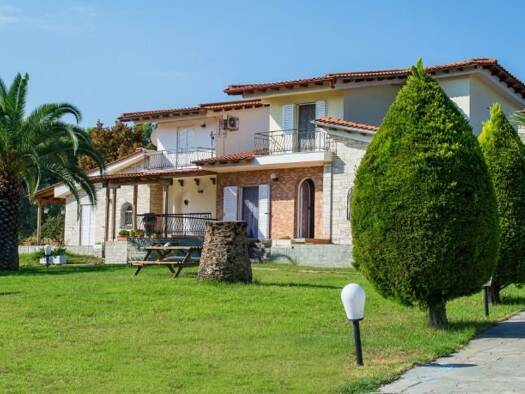 Einfamilienhaus zum Kauf 380.000 € 4 Zimmer 150 m² 1.850 m² Grundstück Kassandra Municipality 63085
