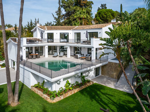 Villa zum Kauf 2.990.000 € 352 m² 1.082 m² Grundstück Estepona 29680