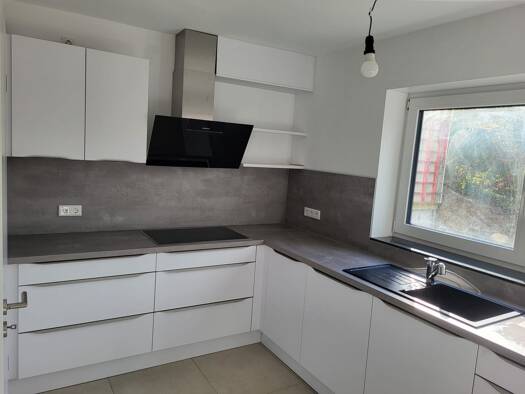 Maisonette zur Miete 1.990 € 4 Zimmer 138 m² Geschoss EG/4 frei ab 01.01.2026 Höchberg 97204