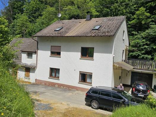 Mehrfamilienhaus zur Miete 1.500 € 6 Zimmer 205 m² 850 m² Grundstück frei ab sofort Würgau Scheßlitz 96110