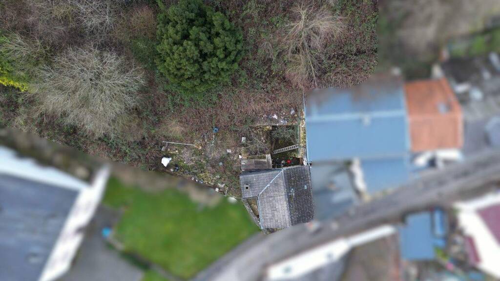 Reihenendhaus zum Kauf 25.000 € 2 Zimmer 50 m² 1.574 m² Grundstück Bettingen 54646