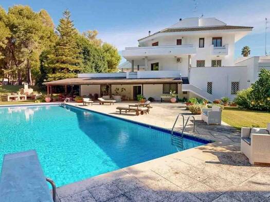 Haus zum Kauf 1.300.000 € 875 m² Lecce 73100