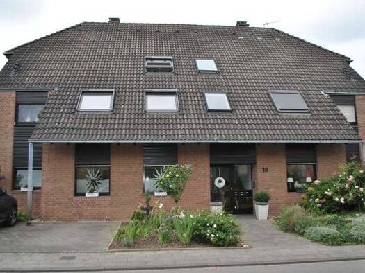 Wohnung zur Miete 1.100 € 3 Zimmer 100 m² Geschoss -1/3 frei ab 01.11.2026 Von Werth-Straße 10 Hochneukirch Jüchen 41363